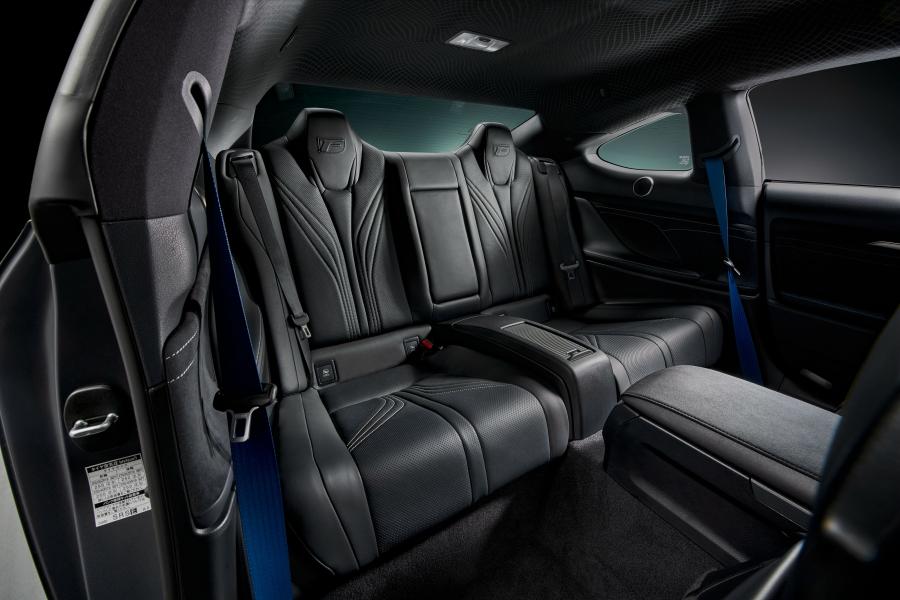 Интерьер Lexus RC F F 10th Anniversary Limited 2018 года  (JP) (фото 7 из 8)